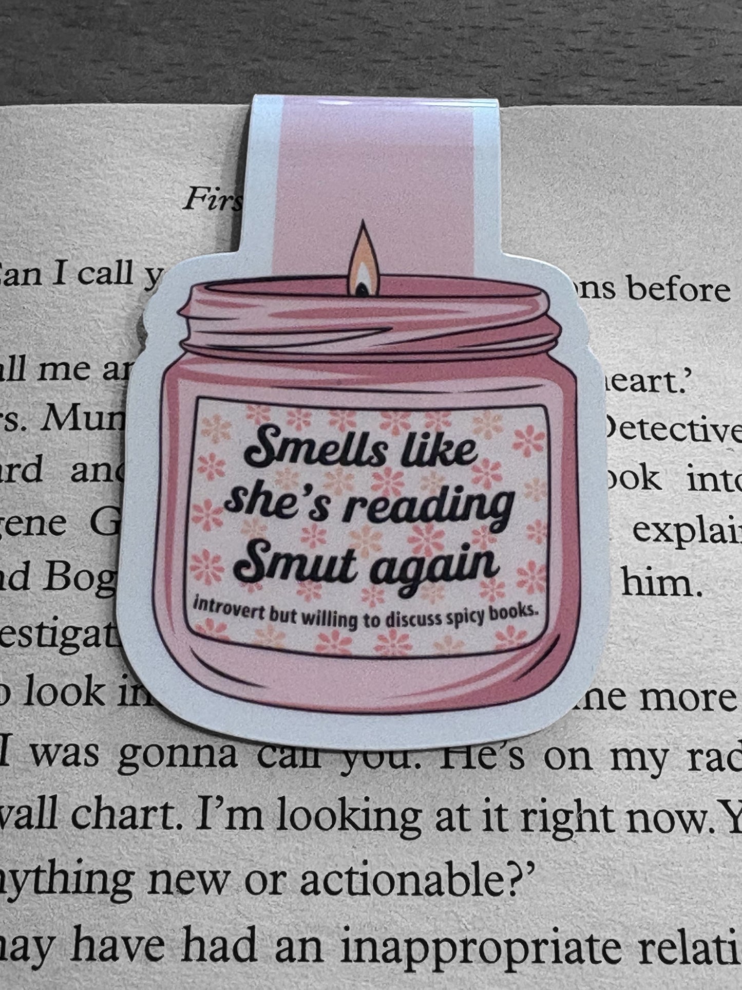 Smells like she's reading smut Magnetic bookmark, Page Saver, Book Lover Gift