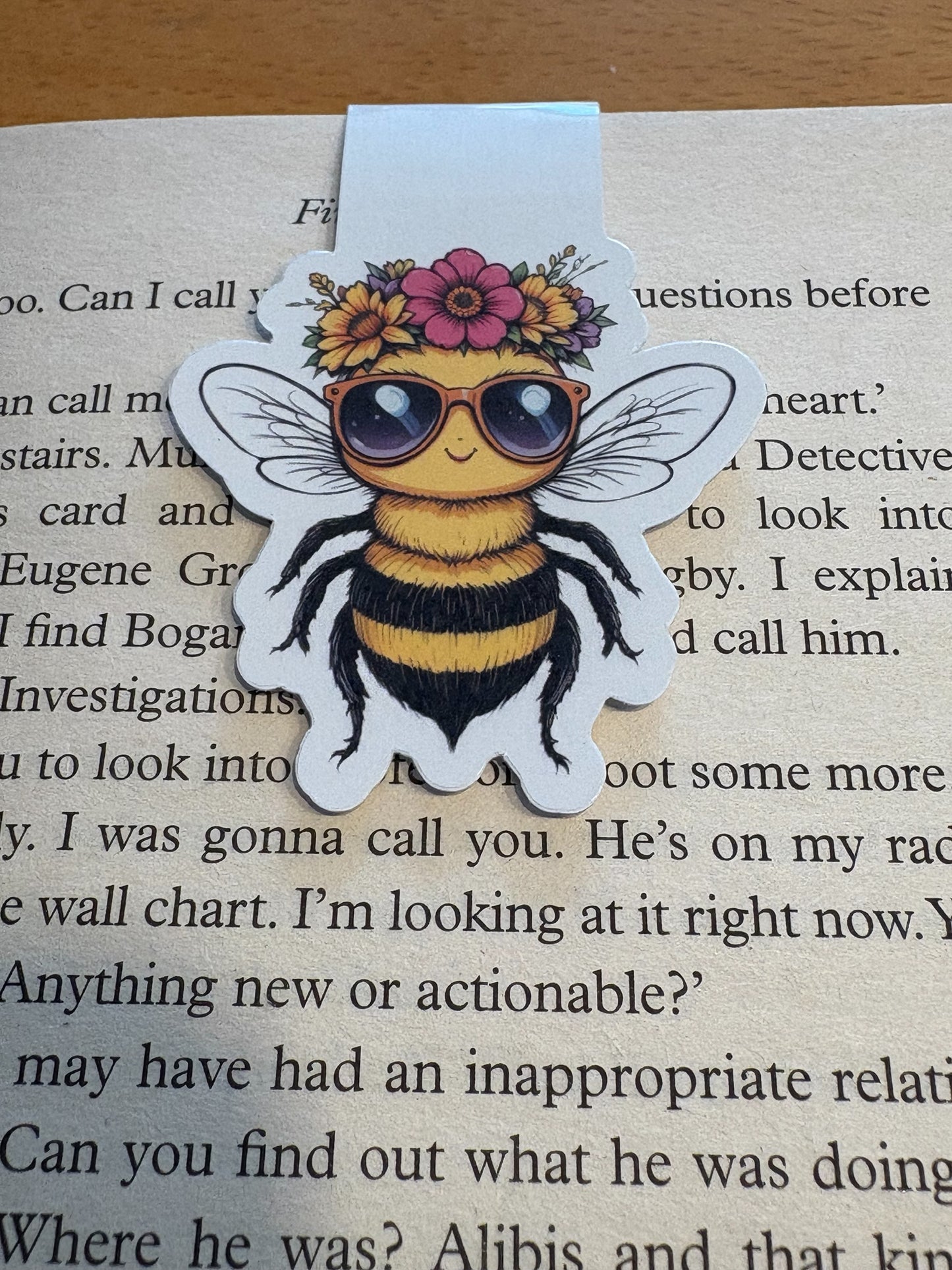 Spring Bee Magnetic bookmark, Page Saver, Book Lover Gift