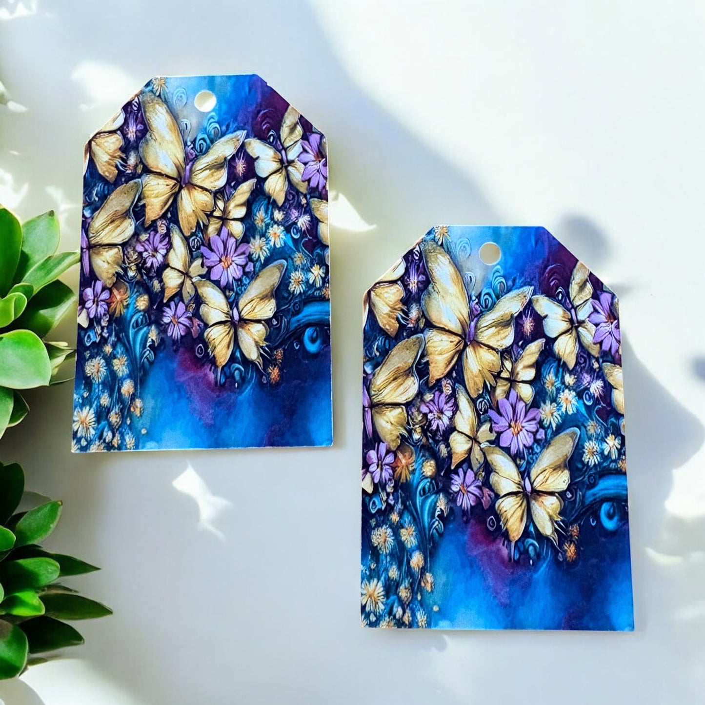 12 X Butterfly Flowers Gift Tags, Gift Wrapping, Luggage Tags, Card Making