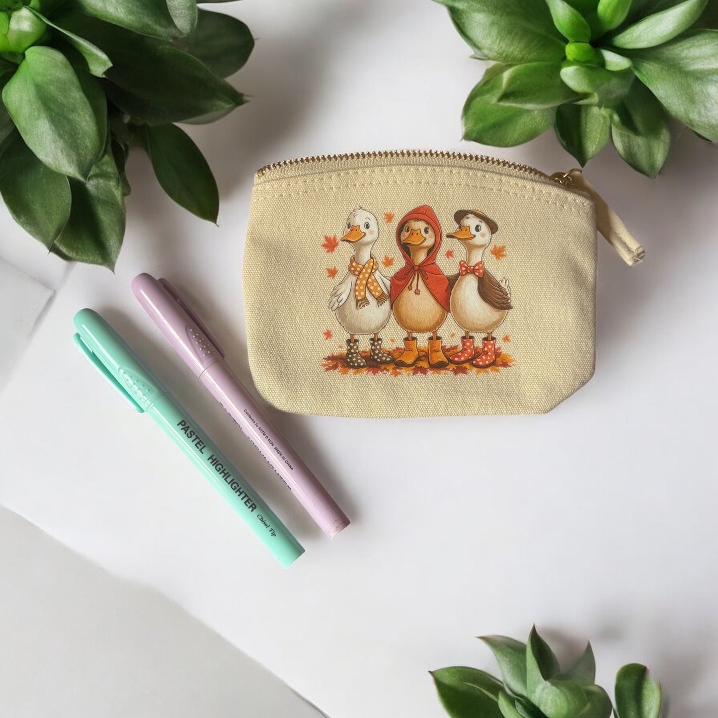 Cozy Goose Zipped Pouch/Coin Purse