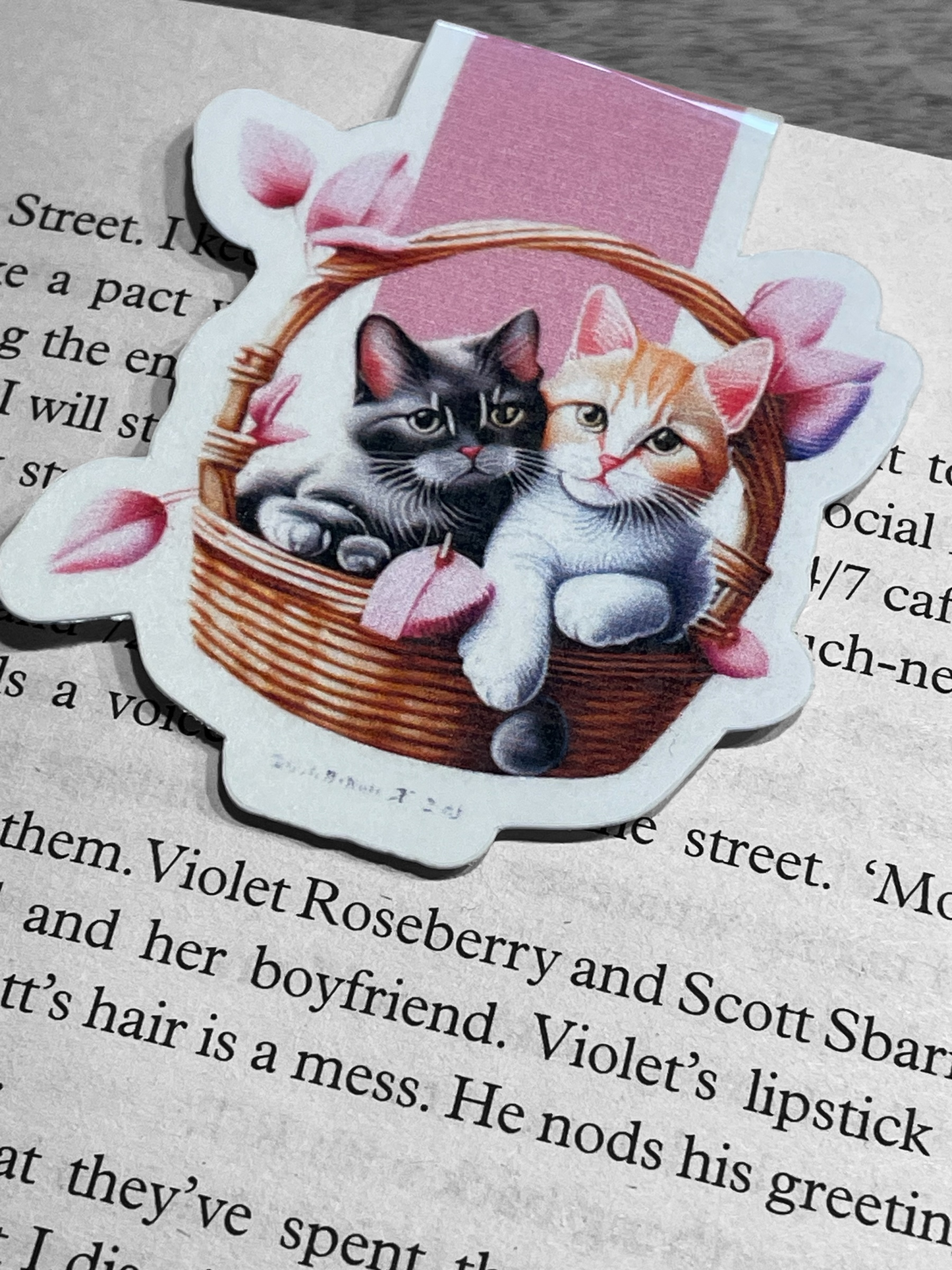 Lovely illustrated printed Cats In Basket Magnetic bookmark, Page Saver, Book Lover Gift