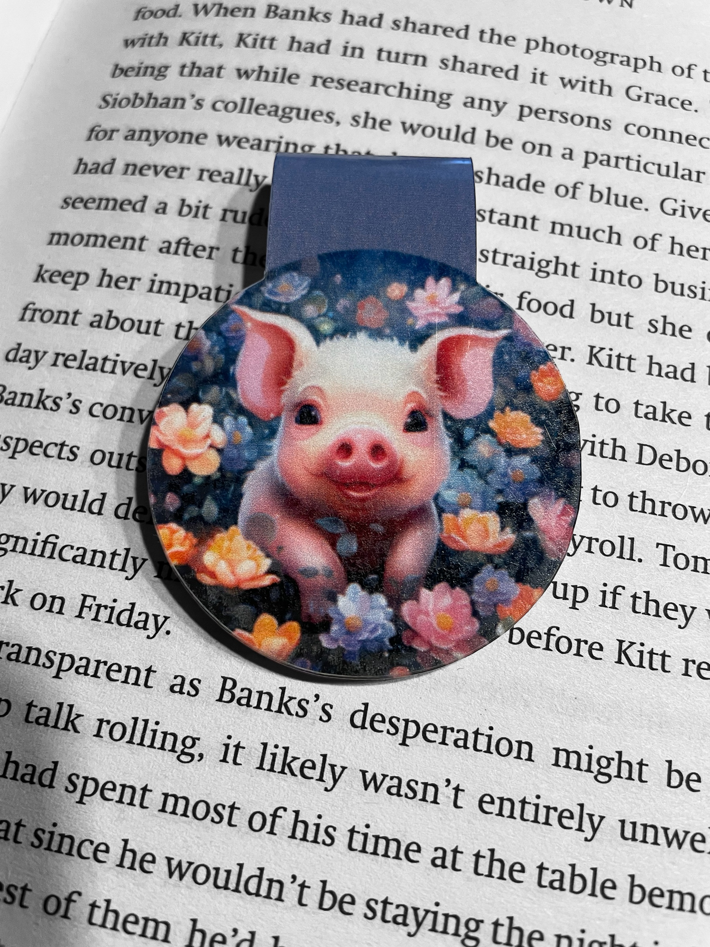 Lovely illustrated printed Cute Pig Magnetic bookmark, Page Saver, Book Lover Gift,