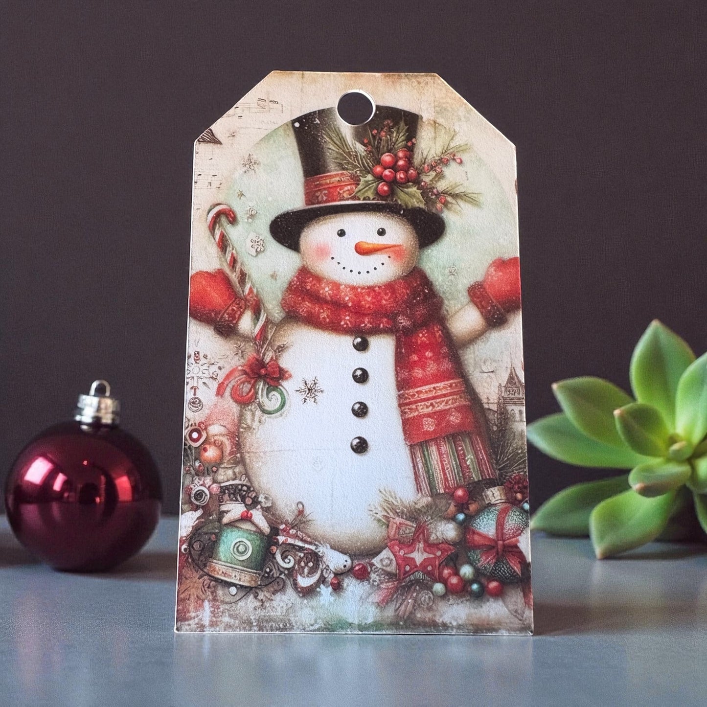 12 X  Snowman Gift Tags, Gift Wrapping, Luggage Tags, Card Making
