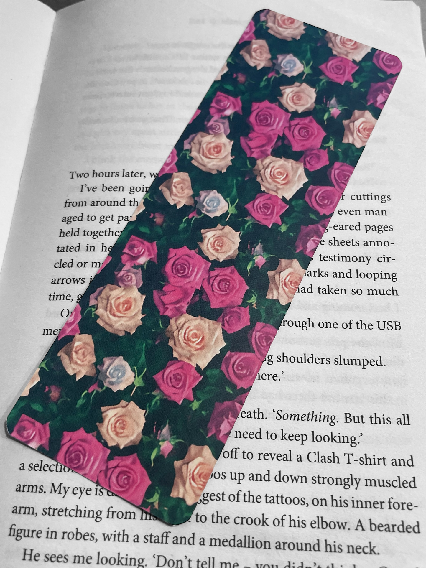 Lovely illustrated Pink Roses bookmark, Page Saver, Book Lover Gift, (Copy)