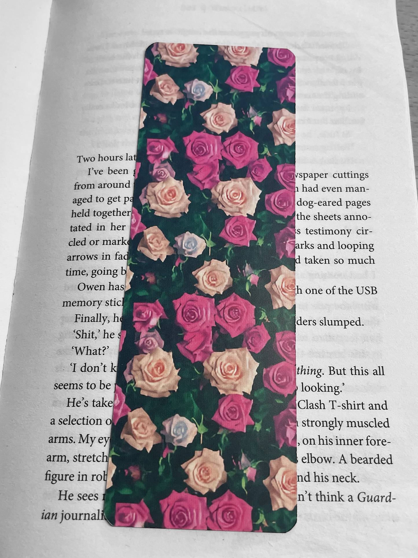 Lovely illustrated Pink Roses bookmark, Page Saver, Book Lover Gift, (Copy)